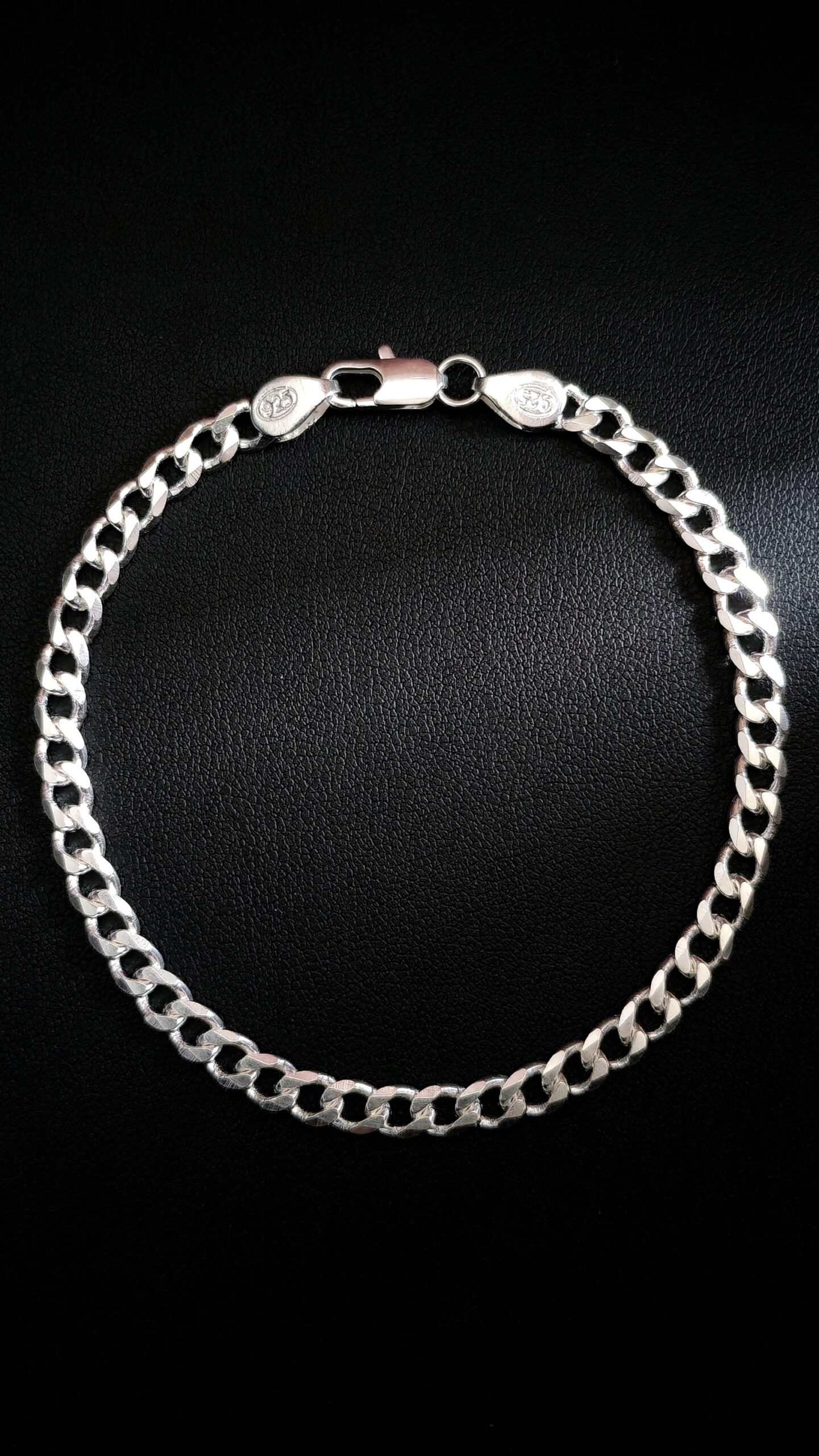 Pulsera Modelo Grumet